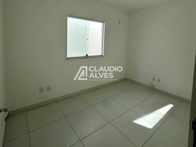 #6521 - CASA EM CONDOMÍNIO para Compra em Feira de Santana - BA