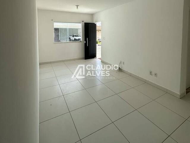 #6521 - CASA EM CONDOMÍNIO para Compra em Feira de Santana - BA