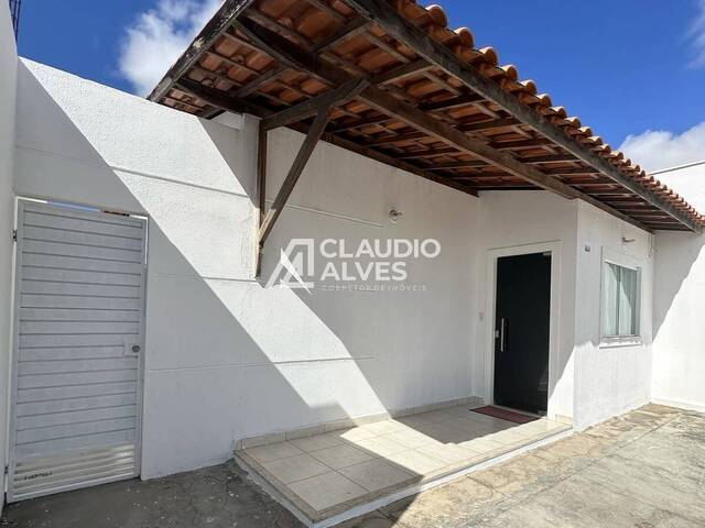 #6521 - CASA EM CONDOMÍNIO para Compra em Feira de Santana - BA
