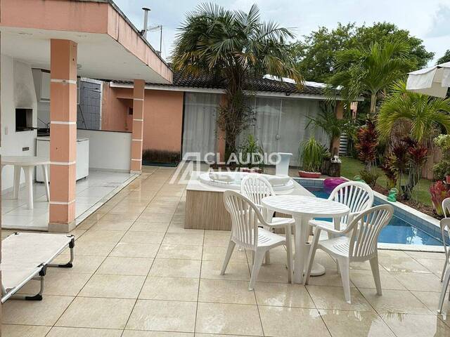 CASA EM CONDOMÍNIO para Compra em Camaçari - 5