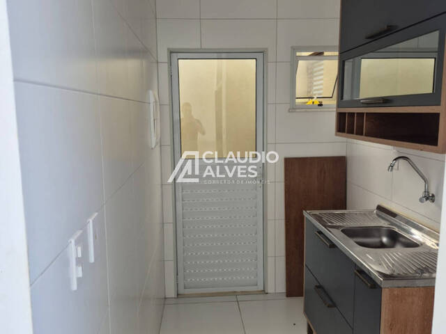 CASA EM CONDOMÍNIO para Aluguel em Feira de Santana - 5