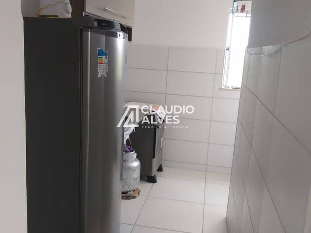 APARTAMENTO para Aluguel em Feira de Santana - 3