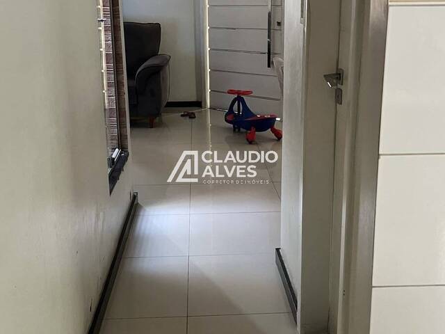 CASA EM CONDOMÍNIO para Compra em Feira de Santana - 3