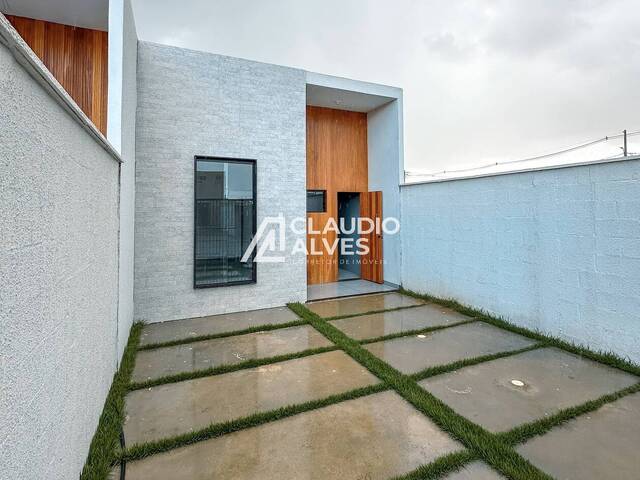 #6380 - CASA para Compra em Feira de Santana - BA