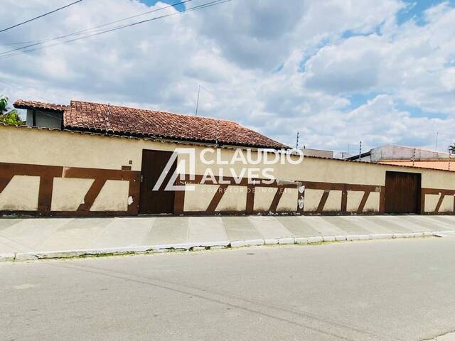 #6567 - CASA para Compra em Feira de Santana - BA