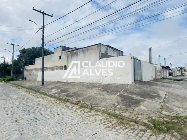 #6398 - CASA para Compra em Feira de Santana - BA