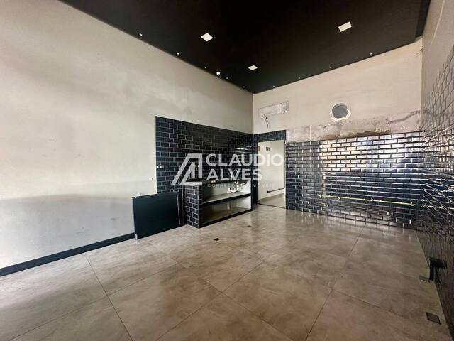SALA para Aluguel em Feira de Santana - 2