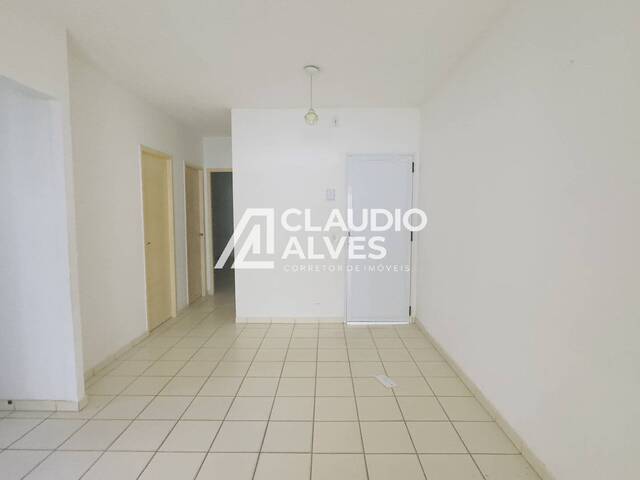 #6575 - CASA EM CONDOMÍNIO para Compra em Feira de Santana - BA