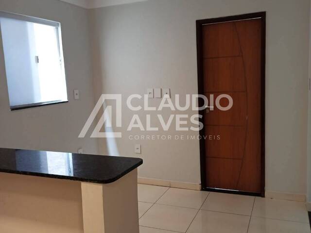 #6599 - CASA para Aluguel em Feira de Santana - BA