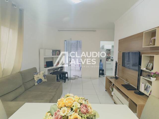 #6608 - CASA para Compra em Feira de Santana - BA