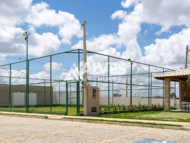 APARTAMENTO para Compra em Feira de Santana - 3