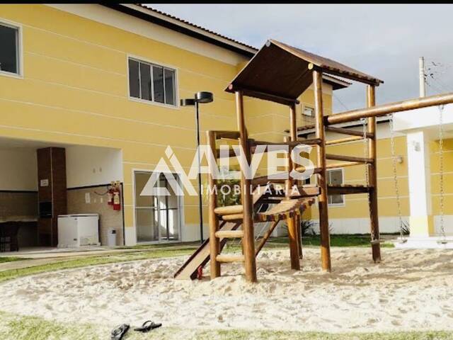 APARTAMENTO para Compra em Feira de Santana - 4