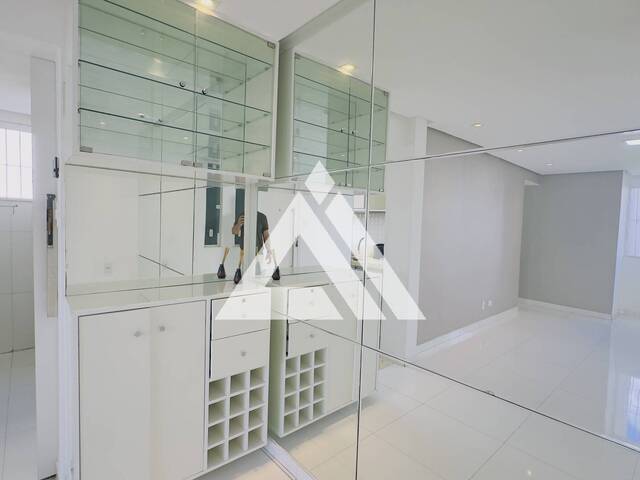 APARTAMENTO para Compra em Feira de Santana - 5