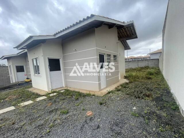 CASA para Compra em Feira de Santana - 3