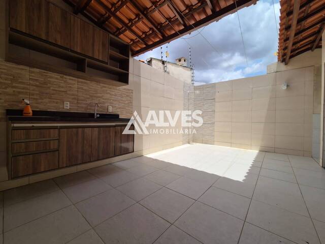 #6756 - CASA para Compra em Feira de Santana - BA