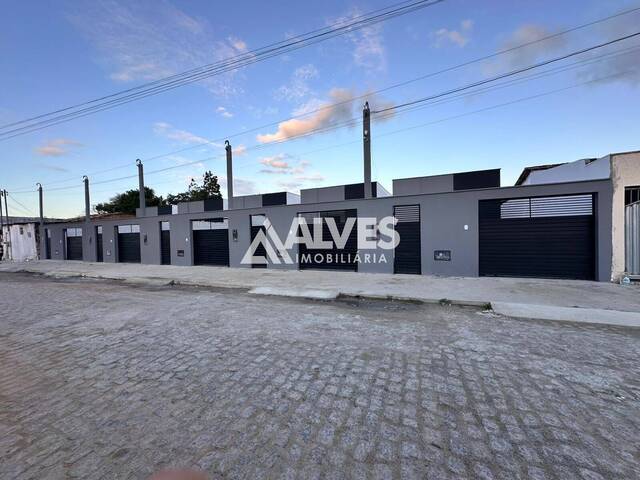 #6760 - CASA para Compra em Feira de Santana - BA
