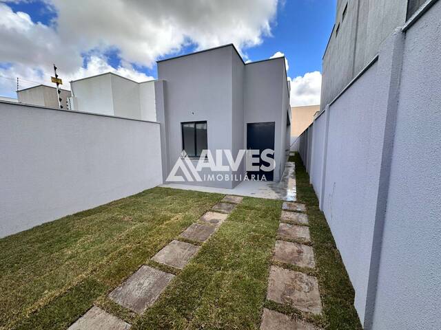 #6761 - CASA para Compra em Feira de Santana - BA