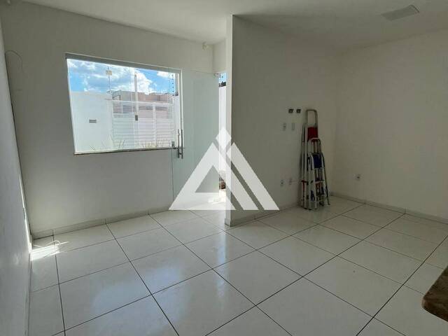 CASA para Compra em Feira de Santana - 4