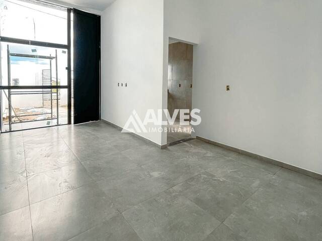 #6768 - CASA para Compra em Feira de Santana - BA