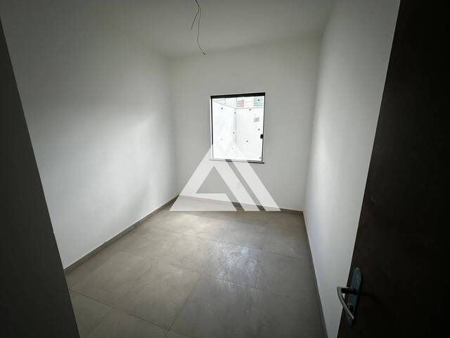 CASA para Compra em Feira de Santana - 5