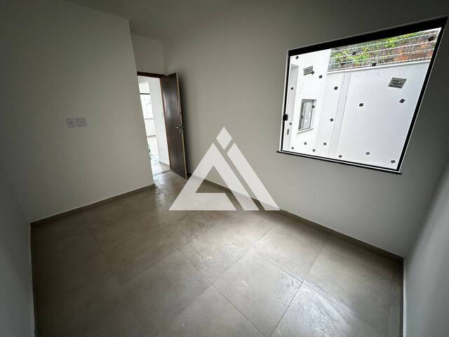 CASA para Compra em Feira de Santana - 4