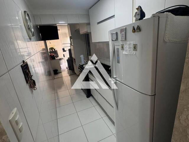 CASA EM CONDOMÍNIO para Compra em Feira de Santana - 4
