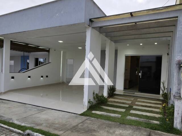 CASA EM CONDOMÍNIO para Compra em Feira de Santana - 2