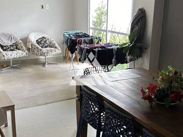 CASA EM CONDOMÍNIO para Compra em Feira de Santana - 3