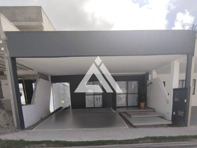 CASA EM CONDOMÍNIO para Compra em Feira de Santana - 3