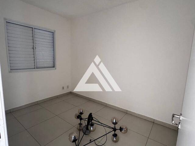 CASA EM CONDOMÍNIO para Compra em Feira de Santana - 5