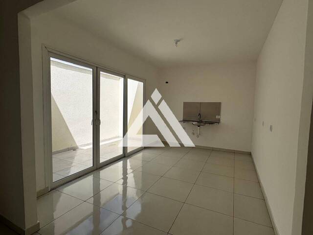 CASA EM CONDOMÍNIO para Compra em Feira de Santana - 3