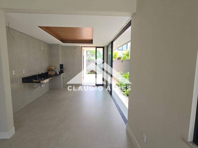 CASA EM CONDOMÍNIO para Compra em Feira de Santana - 5