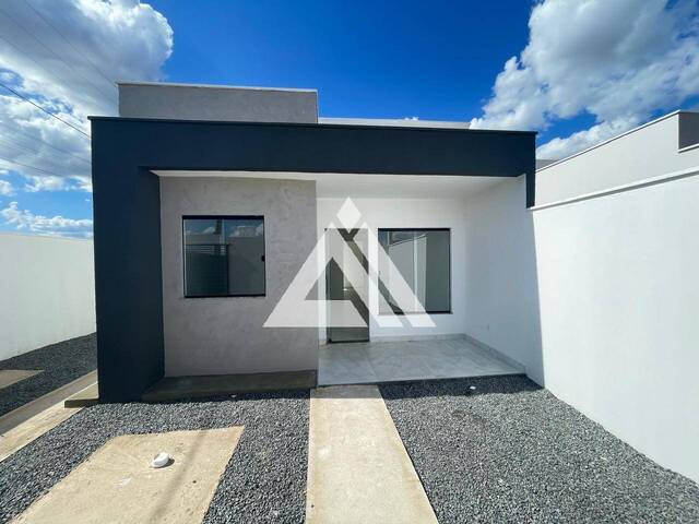 CASA para Compra em Feira de Santana - 2