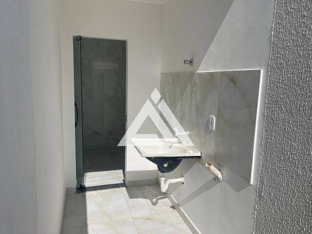 CASA para Compra em Feira de Santana - 5