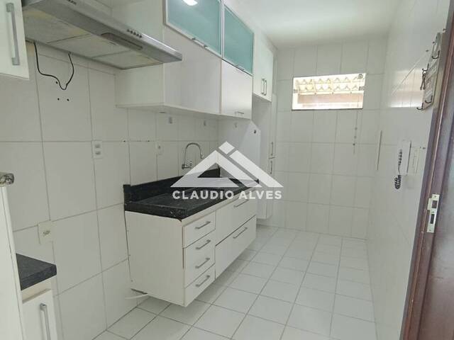 CASA EM CONDOMÍNIO para Aluguel em Feira de Santana - 5
