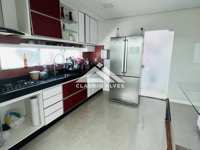 CASA EM CONDOMÍNIO para Compra em Feira de Santana - 4