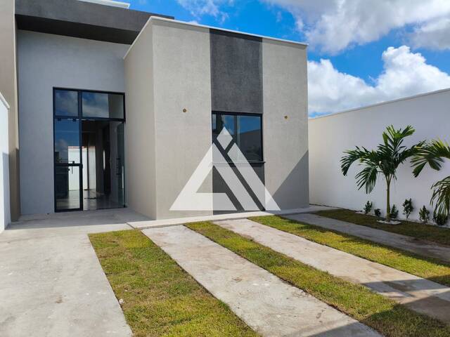 CASA para Compra em Feira de Santana - 2