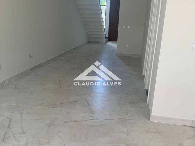 CASA para Compra em Feira de Santana - 4
