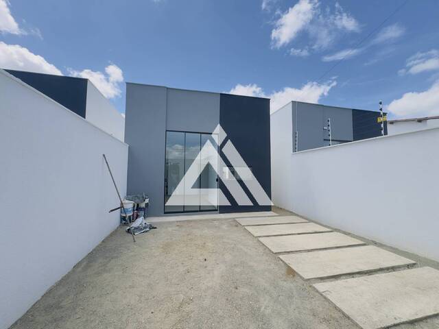 CASA para Compra em Feira de Santana - 3