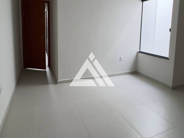 CASA para Compra em Feira de Santana - 5