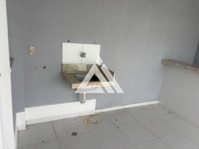 #7217 - CASA EM CONDOMÍNIO para Compra em Feira de Santana - BA