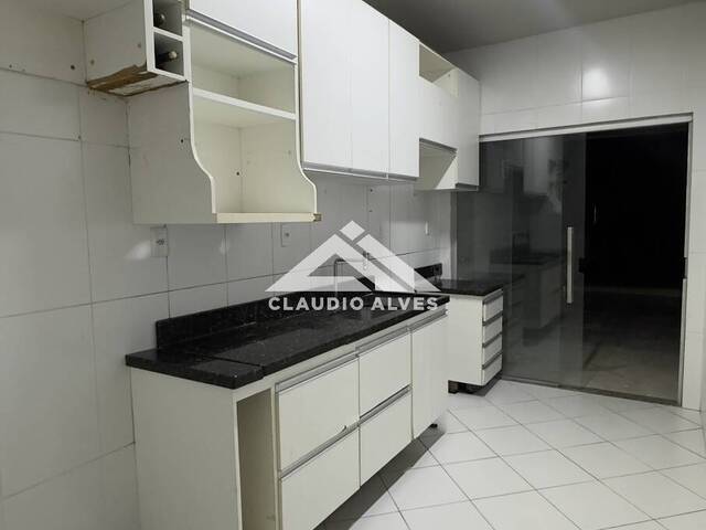 CASA EM CONDOMÍNIO para Aluguel em Feira de Santana - 5