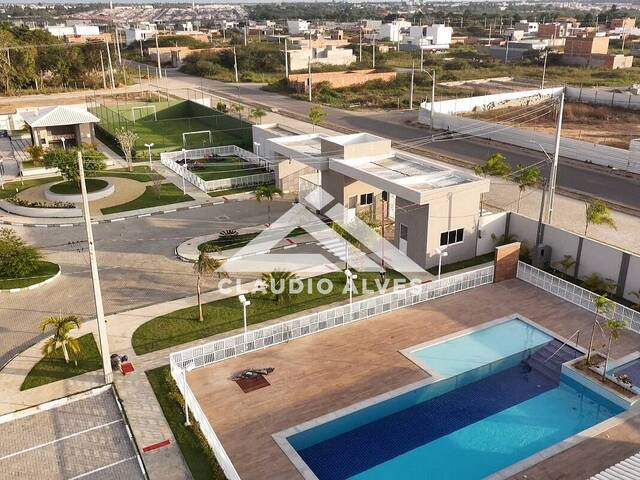 CASA para Compra em Feira de Santana - 3