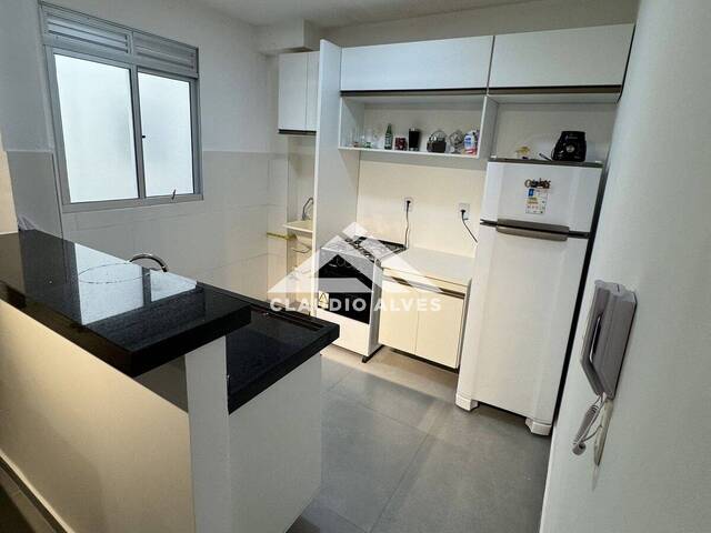 APARTAMENTO para Compra em Feira de Santana - 5