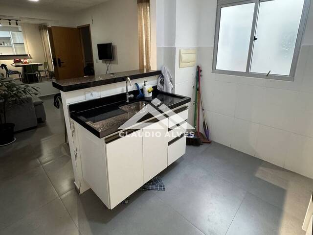 APARTAMENTO para Compra em Feira de Santana - 4