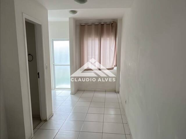 #7293 - CASA EM CONDOMÍNIO para Aluguel em Feira de Santana - BA