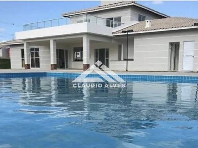 #7318 - CASA EM CONDOMÍNIO para Aluguel em Feira de Santana - BA