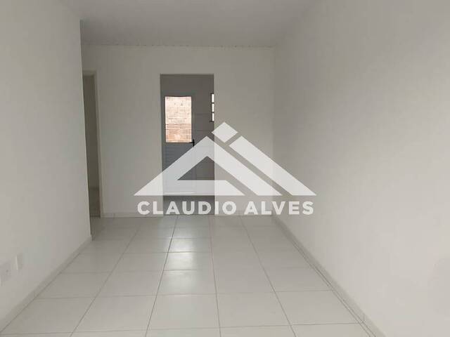 CASA EM CONDOMÍNIO para Aluguel em Feira de Santana - 5