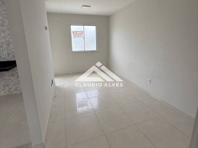 #7319 - CASA EM CONDOMÍNIO para Compra em Feira de Santana - BA