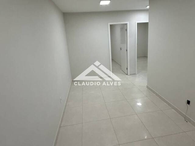 CASA EM CONDOMÍNIO para Compra em Feira de Santana - 4